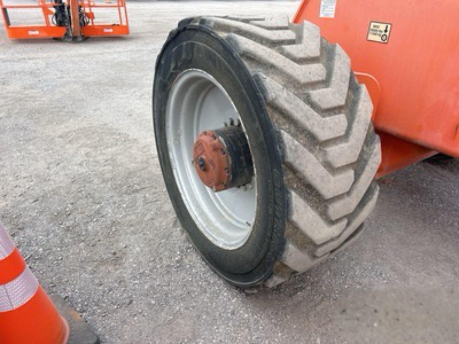 Sold - Telescopic Boom Lift - View 2